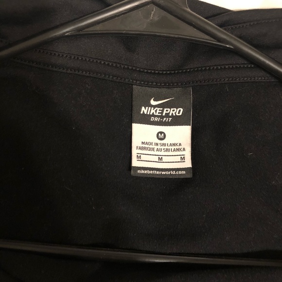 Nike Quarter Zip - Picture 4 of 5